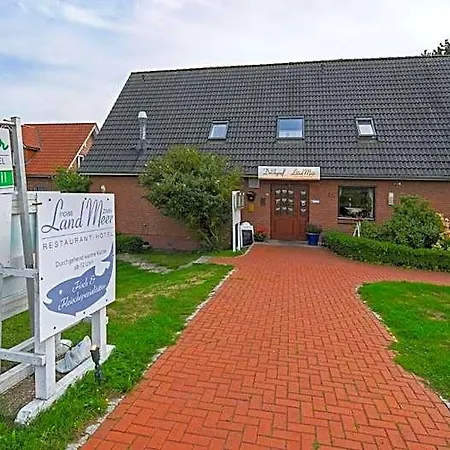 Vom Land Zum Hotel 3*