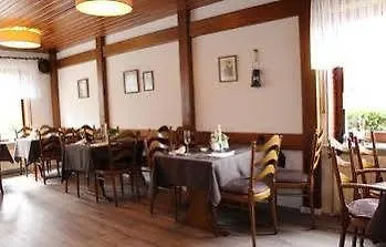 Vom Land Zum Hotel